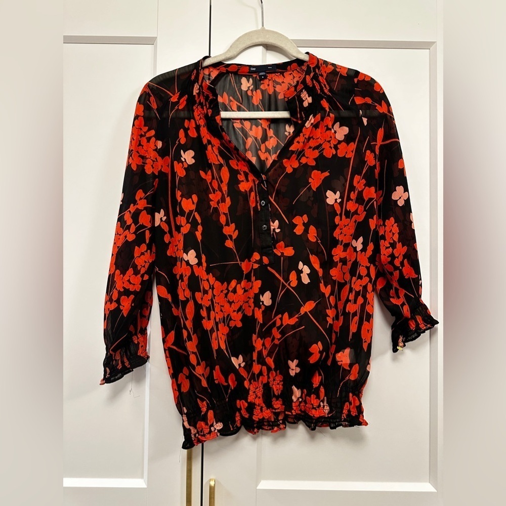 Gap black & coral floral sheer top